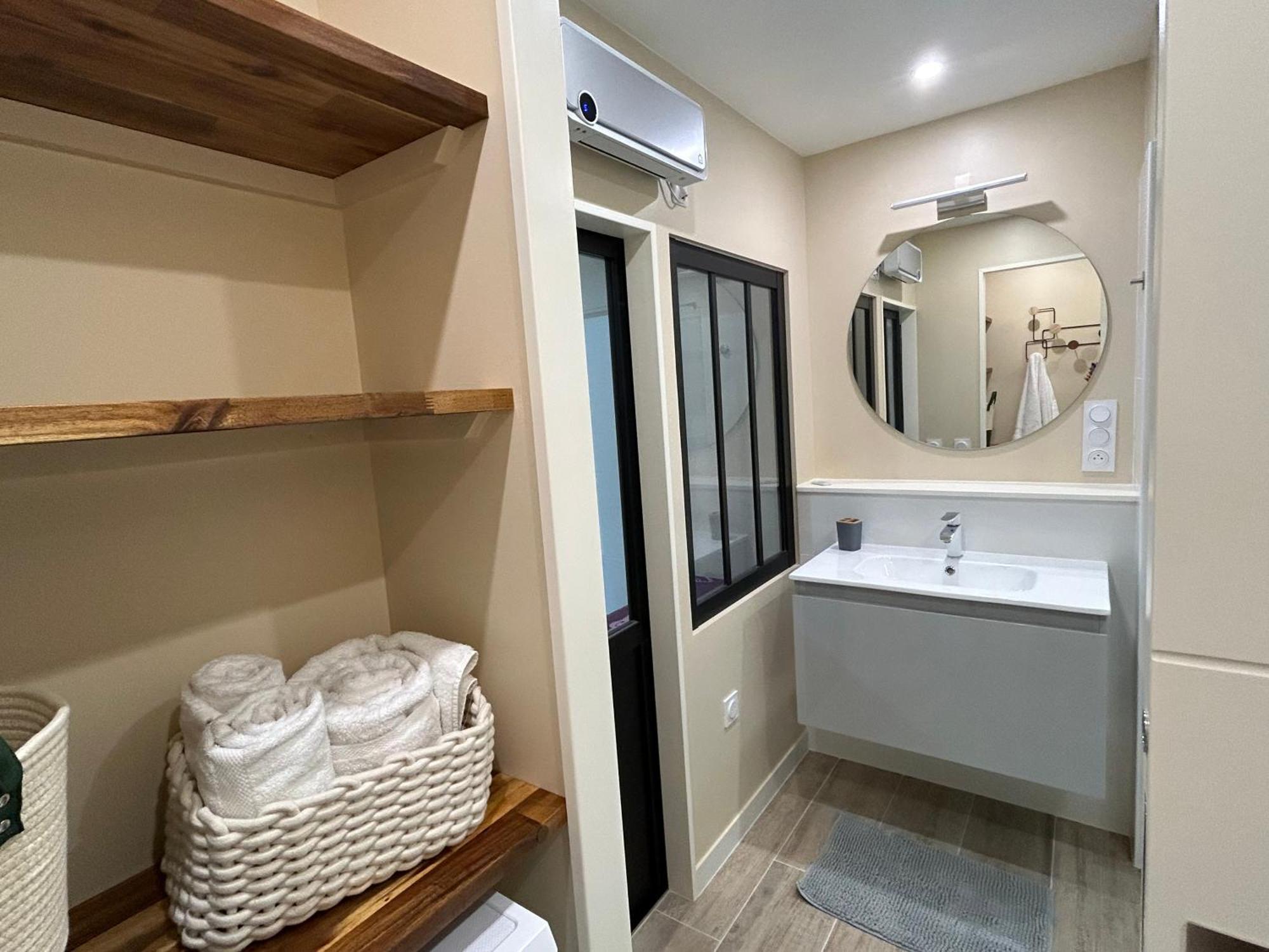 Apartament T2 Renove Proche Des Arenes Saintes Zewnętrze zdjęcie