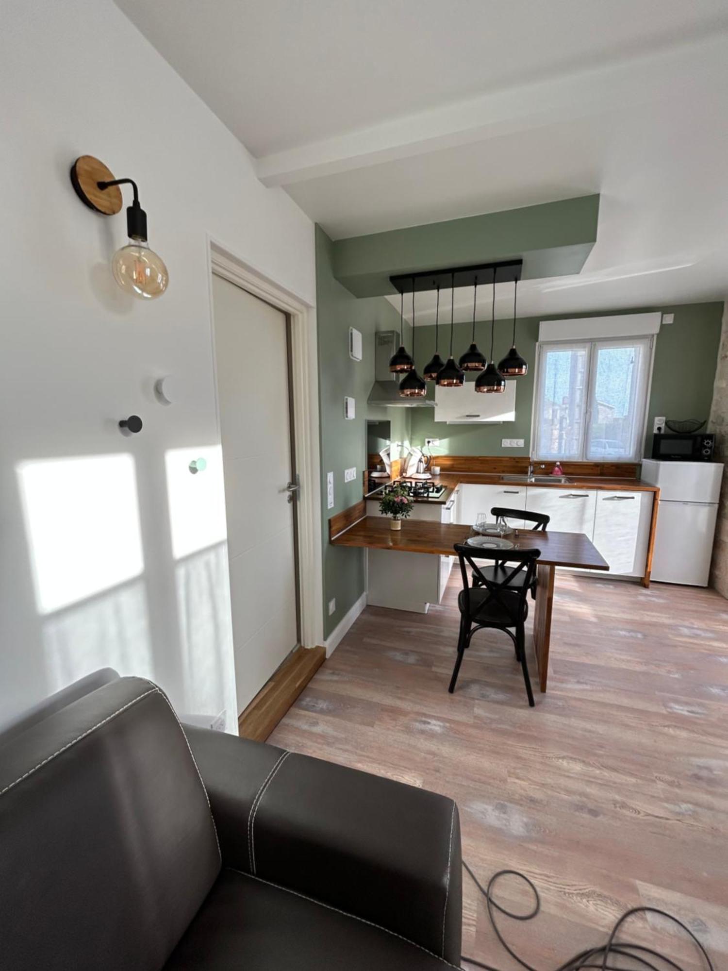 Apartament T2 Renove Proche Des Arenes Saintes Zewnętrze zdjęcie